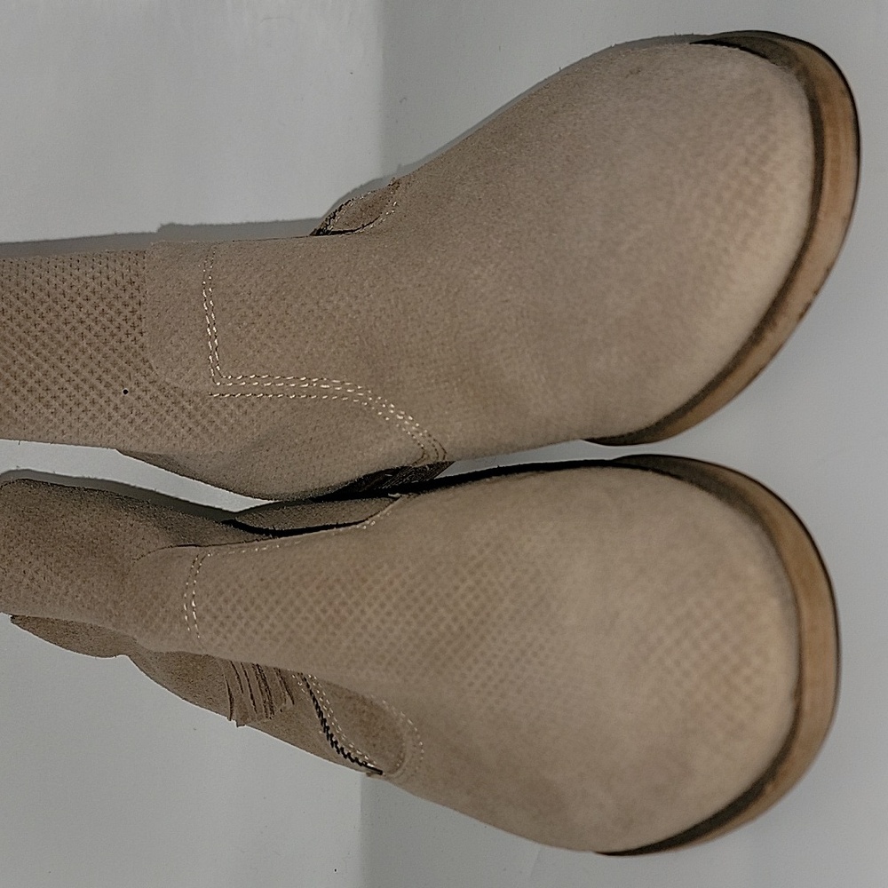 Tamaris Suede Beige Boots Size 39 - Picture 2 of 9